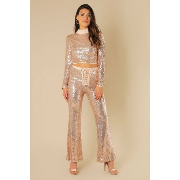 Rose Gold Mock Neck Sequins Crop Top - Picture 2 of 4